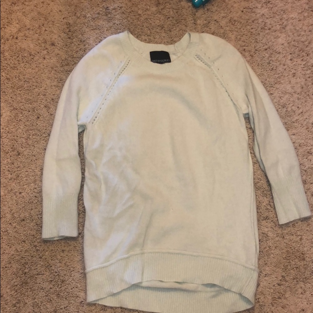 Crew neck sweater high low with 3/4 sleeves M
